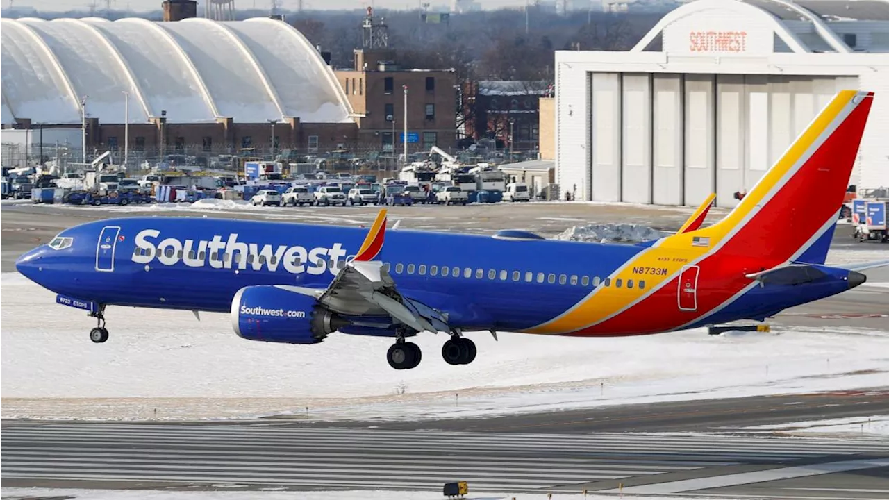 Southwest, Elliott in settlement talks to avoid proxy fight: BBG