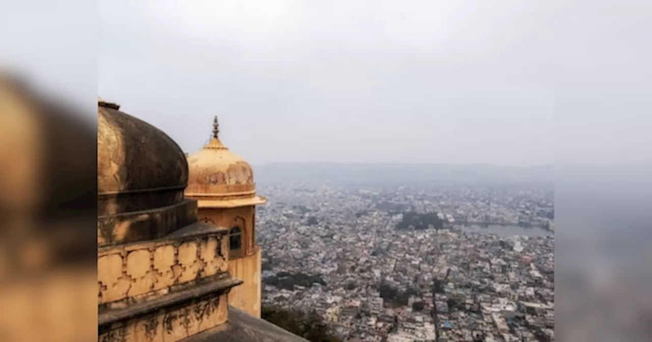 Rajasthan Weather Update: पिंक सिटी से लेकर उदयपुर-जोधपुर में गुलाबी ठंड ने दी दस्तक, IMD ने जारी किया बारिश का अलर्ट