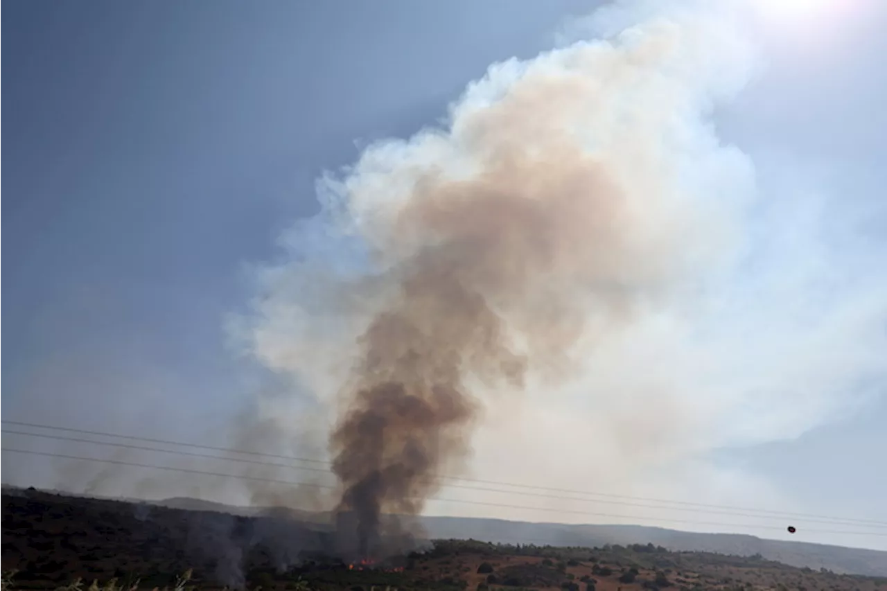 Razzi e droni dal Libano su Israele, sirene d'allarme a Tel Aviv