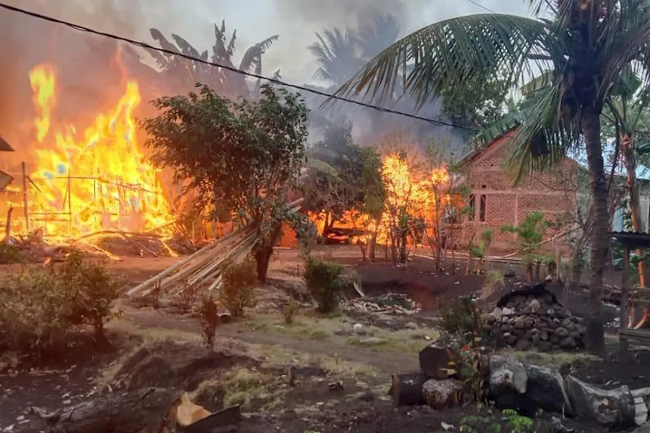 Pj Gubenur NTT selesaikan konflik antar desa di Adonara