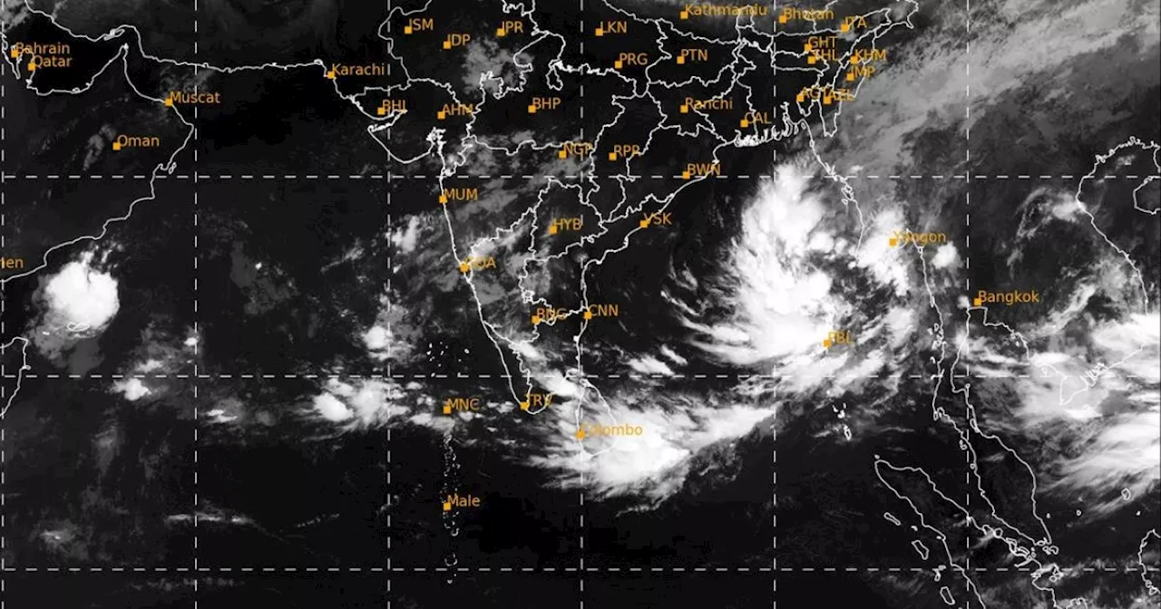 Schools shut, tourists asked to leave as eastern India braces for cyclone