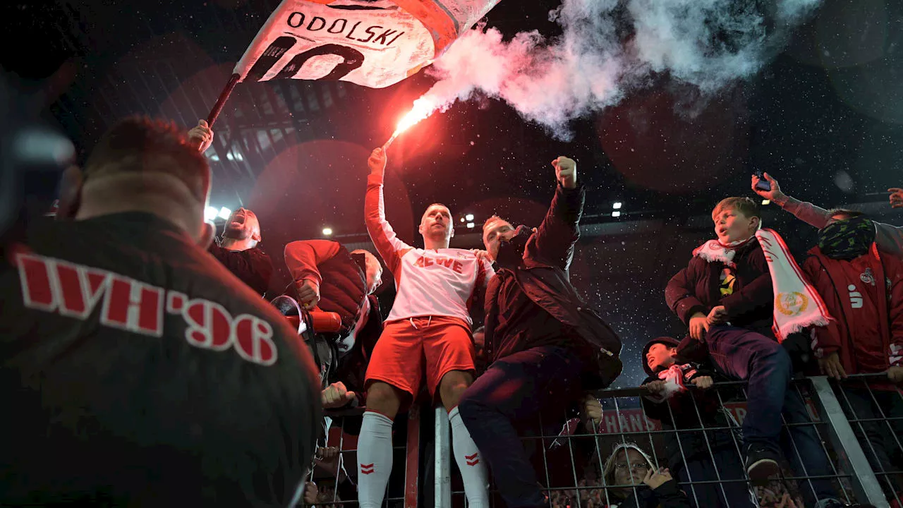 1. FC Köln: Lukas Podolski droht Pyro-Strafe nach seinem Abschiedsspiel