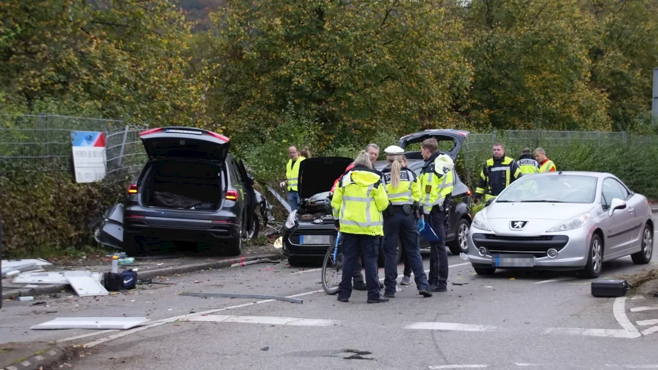 3 Tote bei Unfall in Esslingen: Mutter und zwei Kinder von Audi erfasst