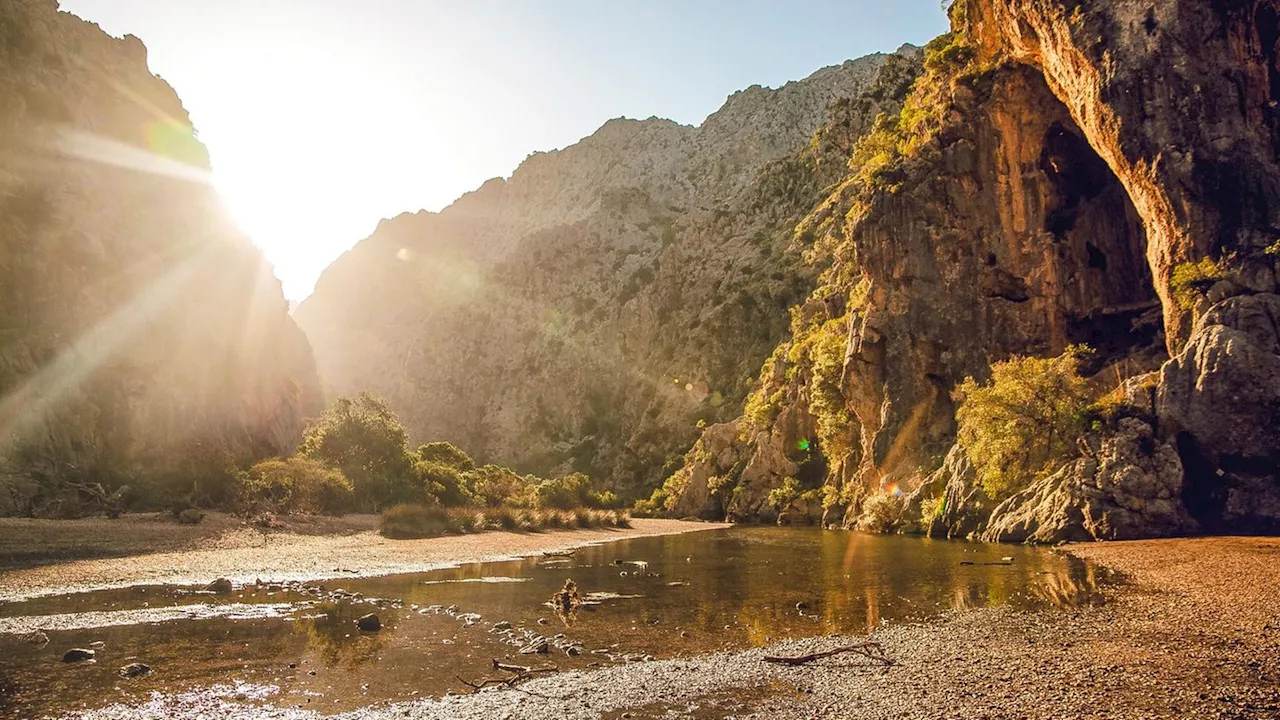 Wandern im Licht: Die schönsten Routen auf Mallorca, in Bayern und Italien