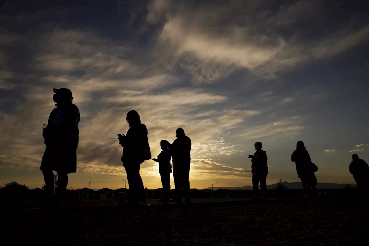 Retiring early hurts financial resiliency, Manulife survey shows