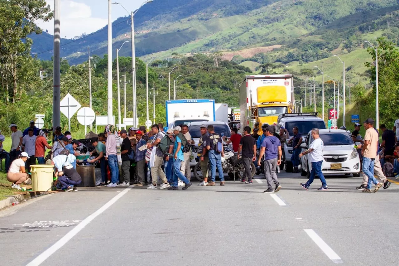 Paro minero: desde Antioquia han dejado recibir y sacar cerca de 40 mil toneladas de carga