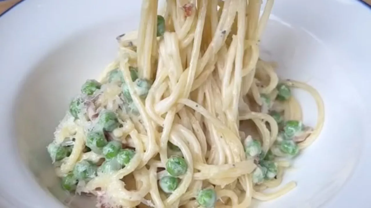 Gordon Ramsay has angered Italians by putting PEAS in carbonara