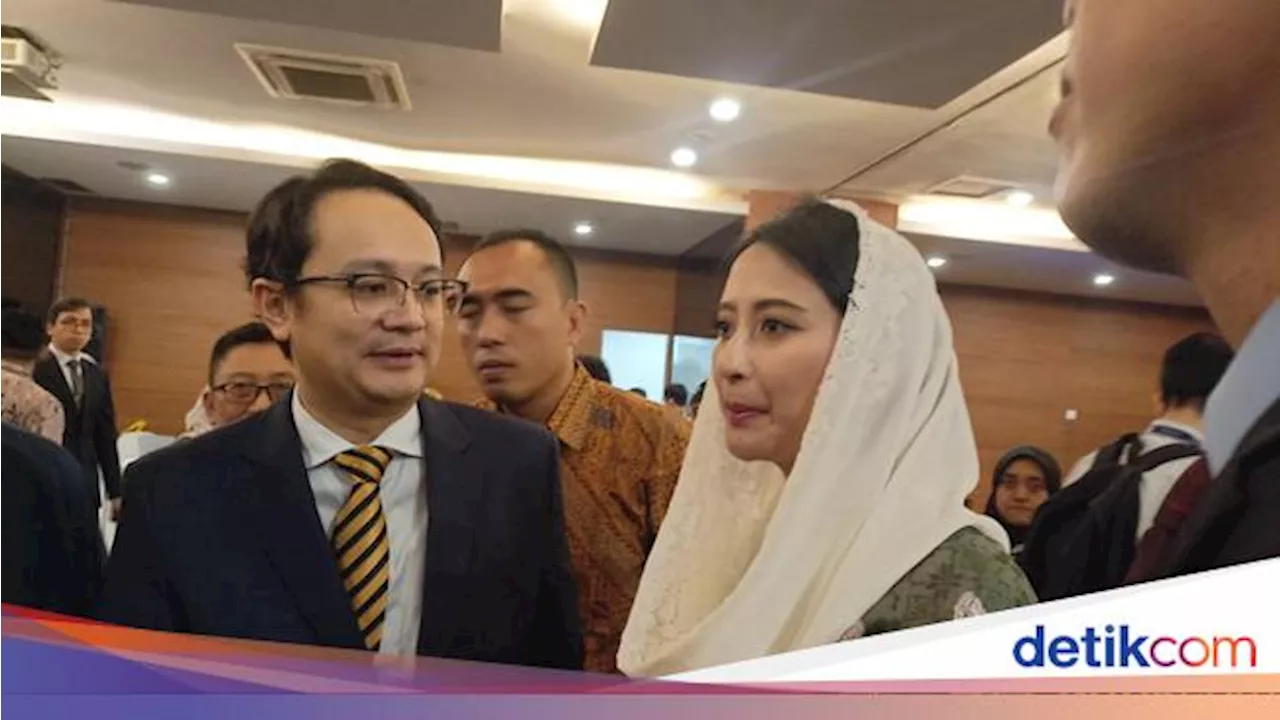 Sertijab Wamendag ke Dyah Roro Esti, Jerry Sabuaga: Masih Muda Sekali