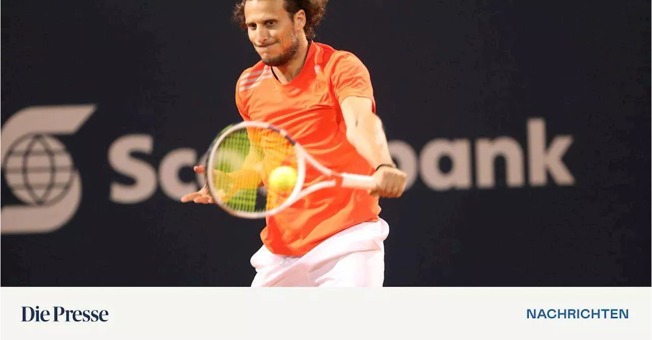 Fußball-Ikone Diego Forlán versucht sich als Tennisprofi