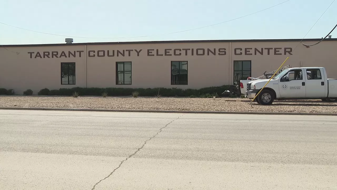 Tarrant County reports 2 errors amid high early voting turnout