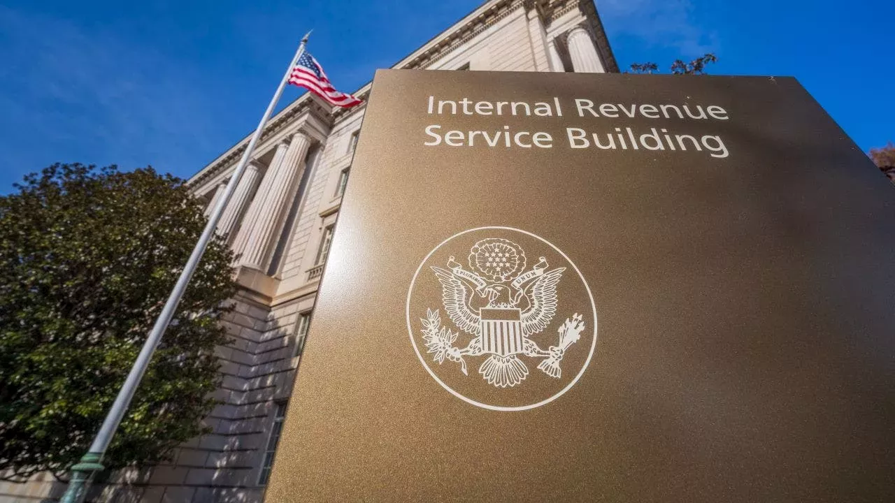 IRS sets new tax brackets, raises standard deduction for 2025 United