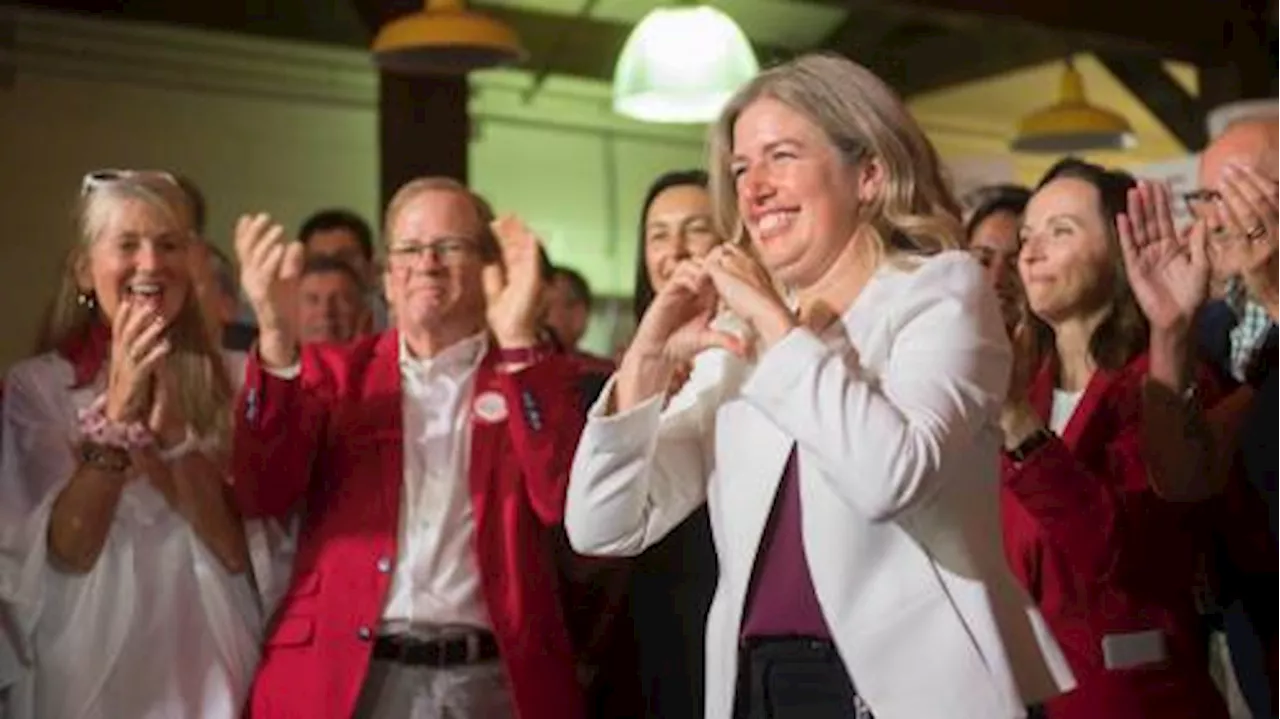 ‘A new day’: Susan Holt becomes 1st N.B. woman premier after Liberals win majority