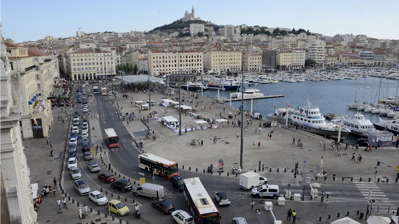 Marseille confidentiels : le Québec de passage pour venir draguer les Marseillais qui veulent s'expatrier