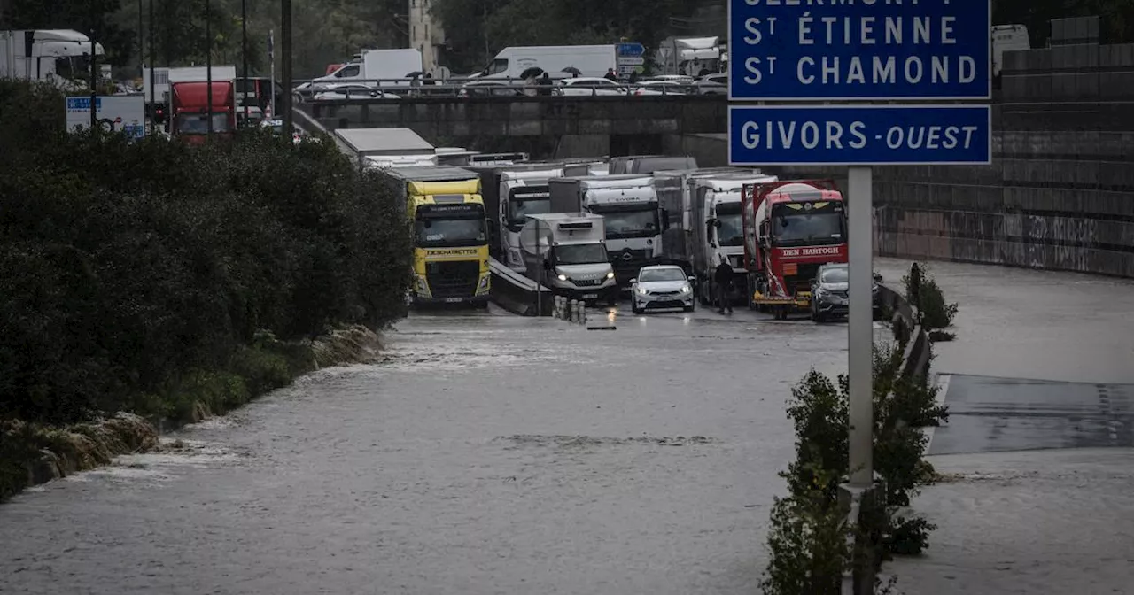 Après les inondations, la ligne de train Lyon/Saint-Étienne toujours à l'arrêt