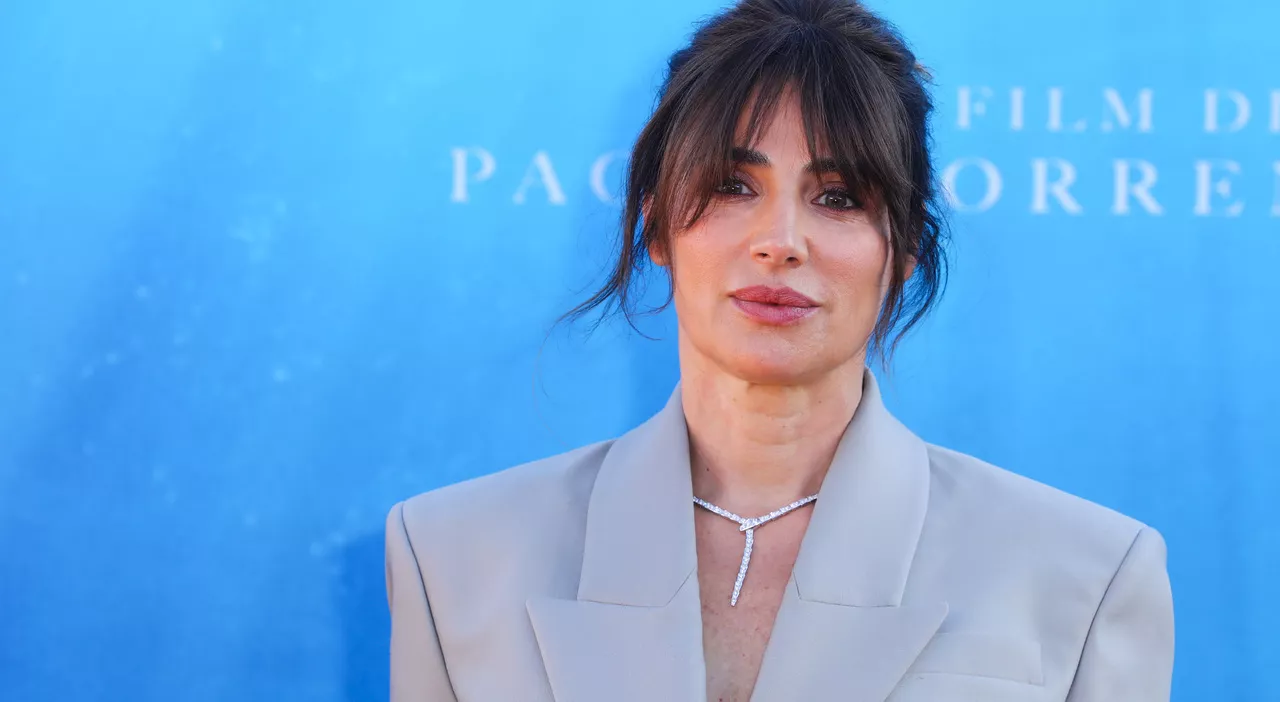 Luisa Ranieri: «Nei film non mi interessa spogliarmi. I ritocchi? Ne faccio qualcuno, ma allo specchio vedo i