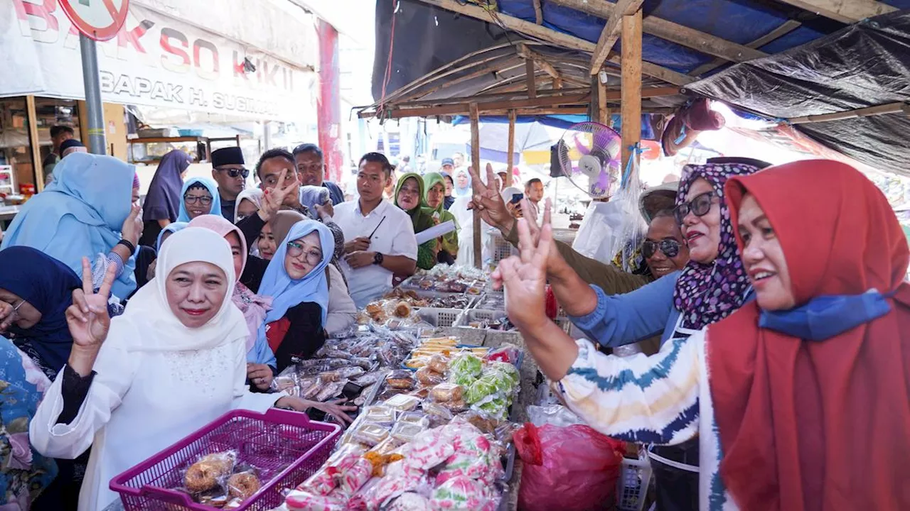 Pedagang Pasar Situbondo: Rakyat Jawa Timur Cocok Sama Khofifah, Pilihnya Nomor Dua