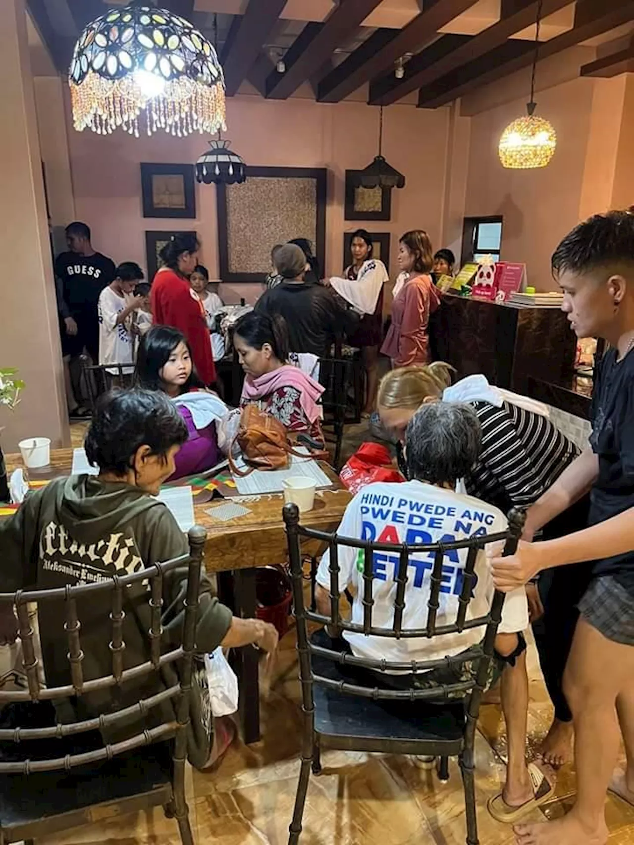 Restaurant in Legazpi City shelters 'Kristine' evacuees