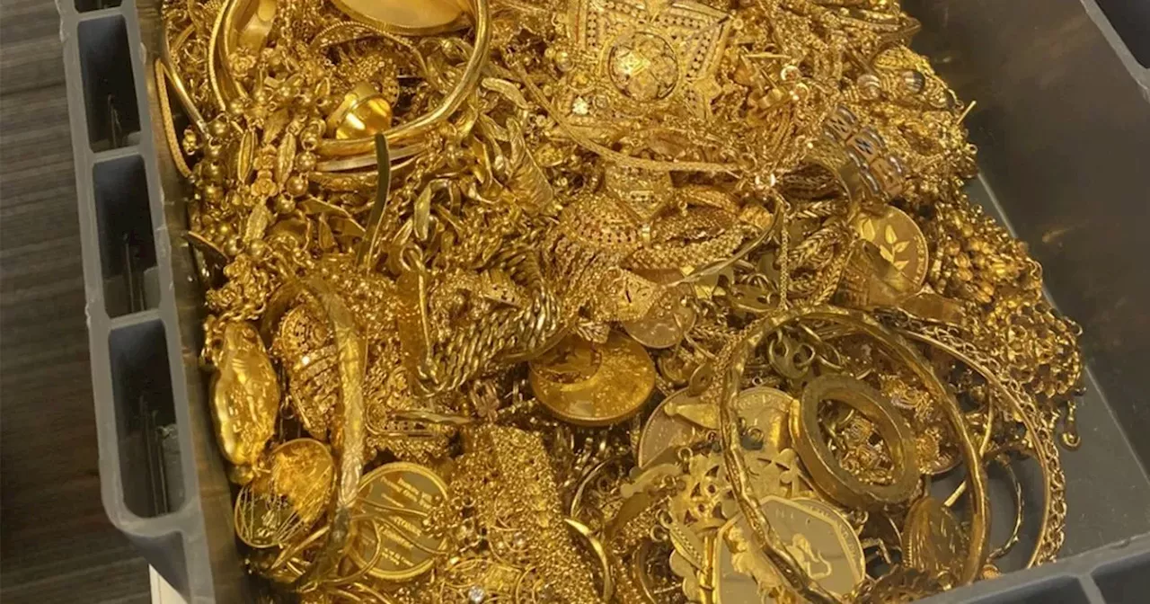 Gold prices hit record high - is your old jewellery worth £1,700?