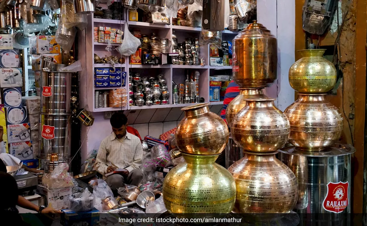 धनतेरस पर इन 3 शुभ मुहूर्त में करें शॉपिंग, घर में आएगी सुख-समृद्धि