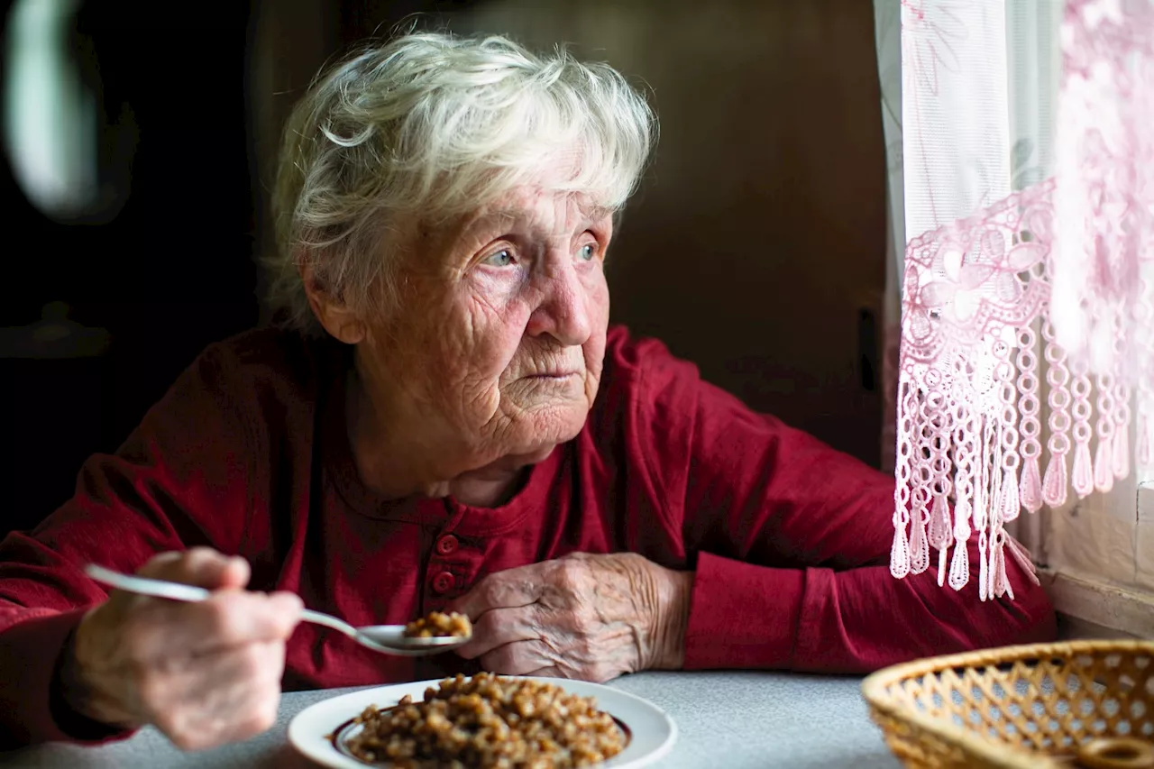 Social isolation and loneliness linked to low micronutrient intake in older adults