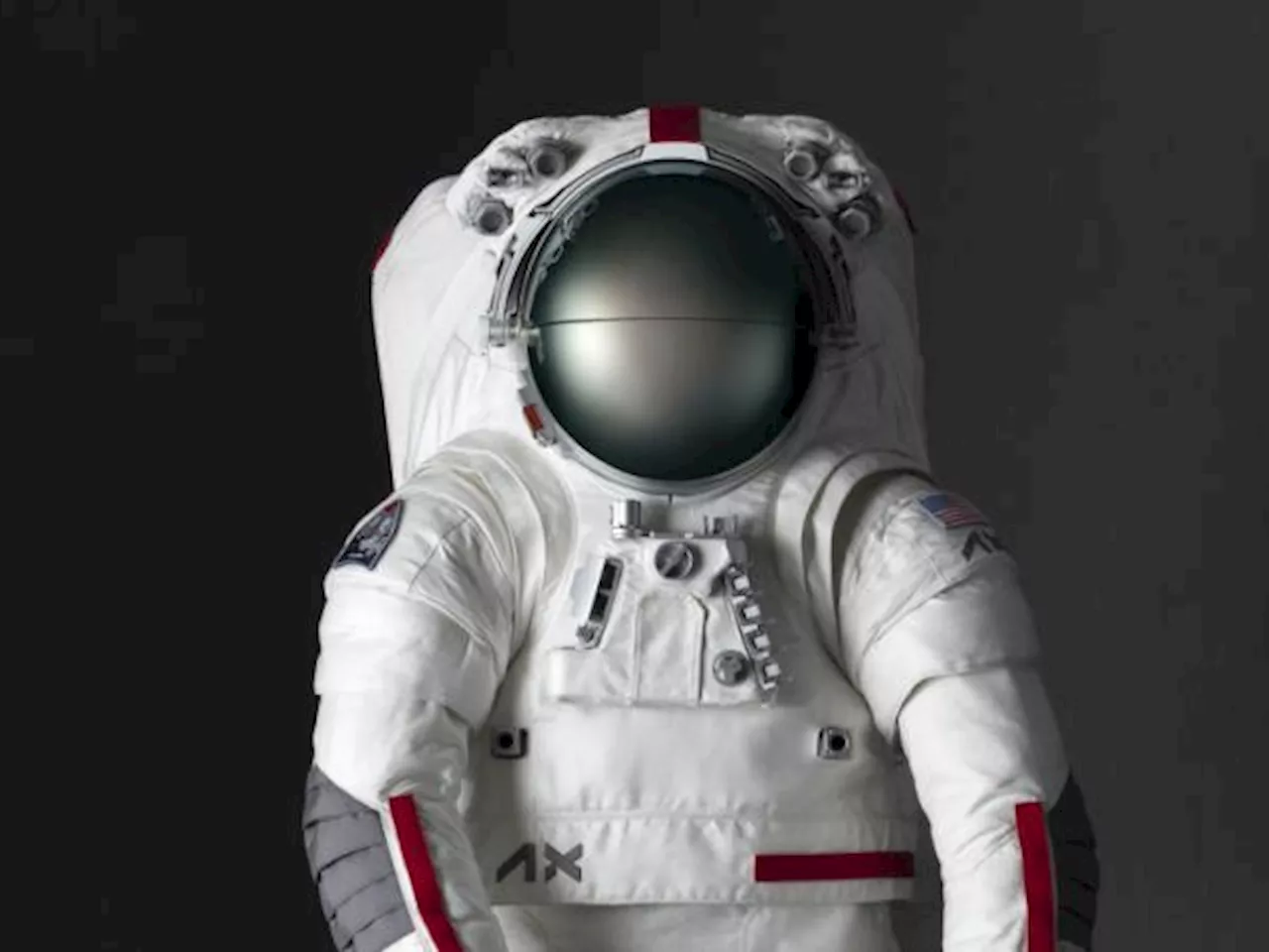 En la Nasa visten de Prada: revelan diseño del traje de astronautas que irán a la Luna