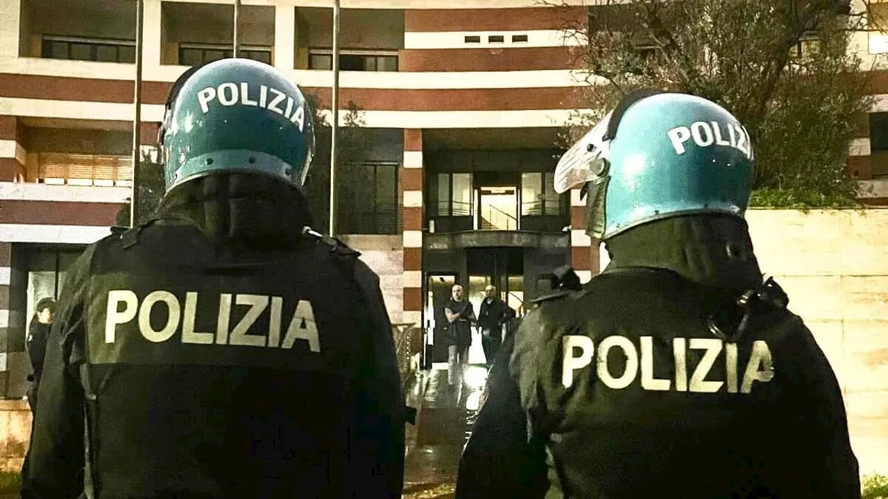  Sgombero hotel occupato dai latinos alla Romanina, allontanate 35 persone