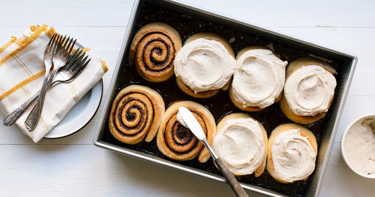 Gingerbread Cinnamon Rolls Recipe