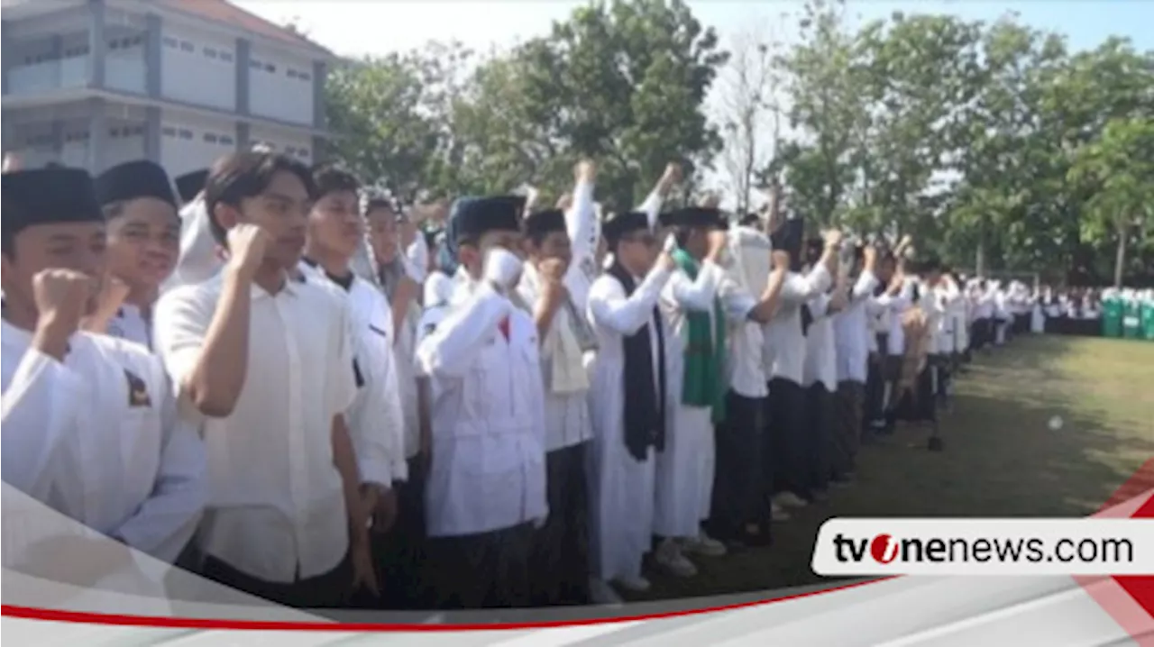 Ribuan Santri Gelar Upacara Hari Santri Nasional di Tebuireng