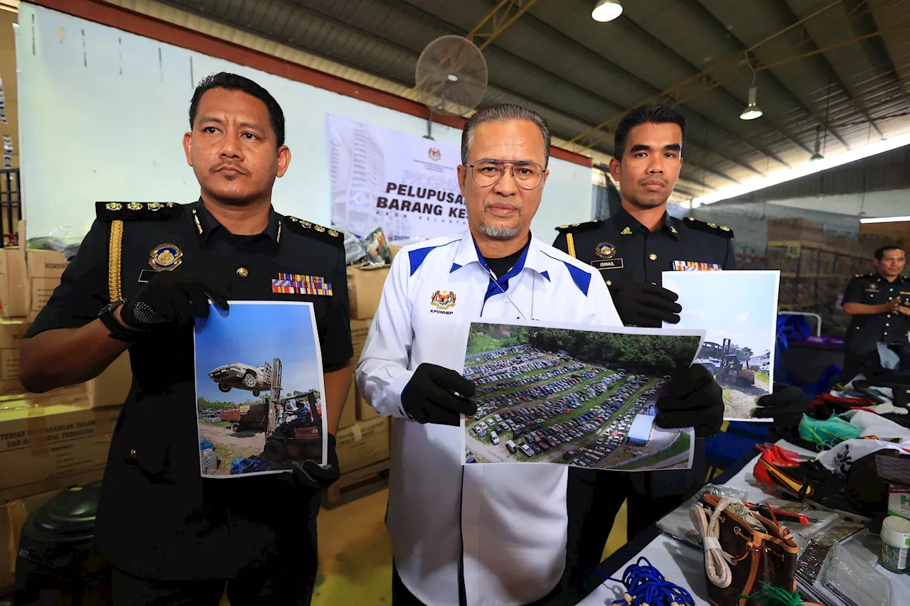 60 buah kereta sedan yang diguna penyeludup bahan bakar dilupus