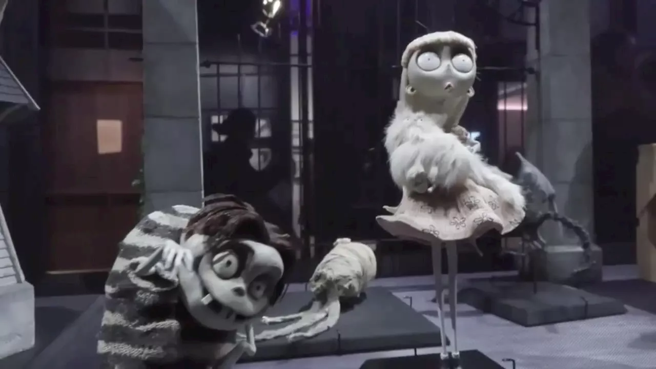 Tim Burton presenta una exhibición en Londres