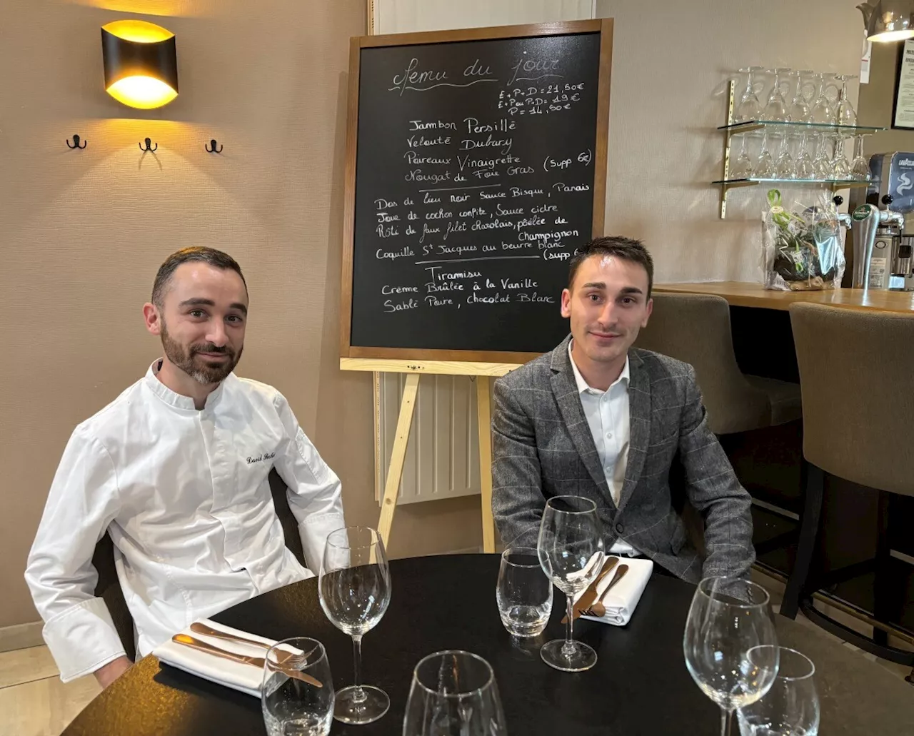 Deux frères, l'un cuisinier l'autre serveur, rachètent un restaurant en Sarthe