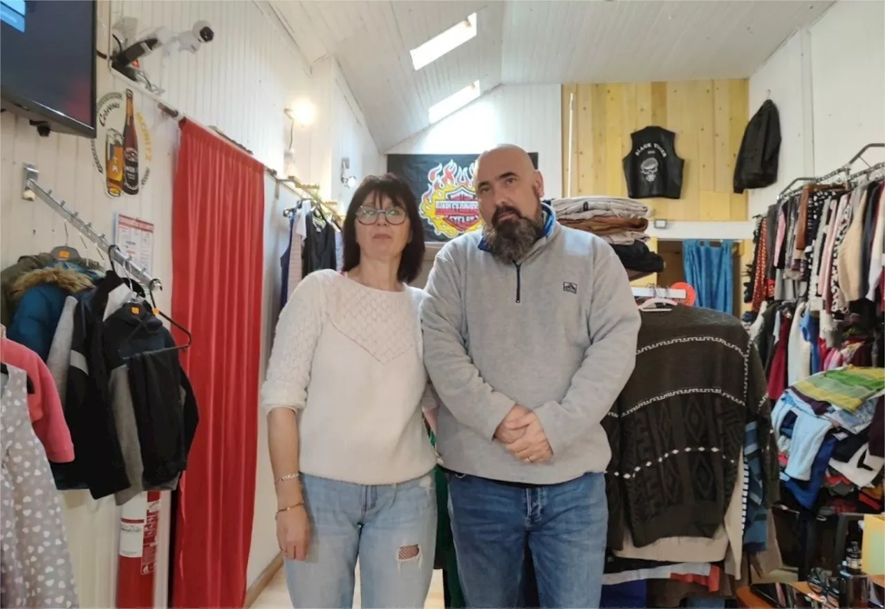 Erika et Christophe créent Frip 53, une boutique de vêtements de seconde main