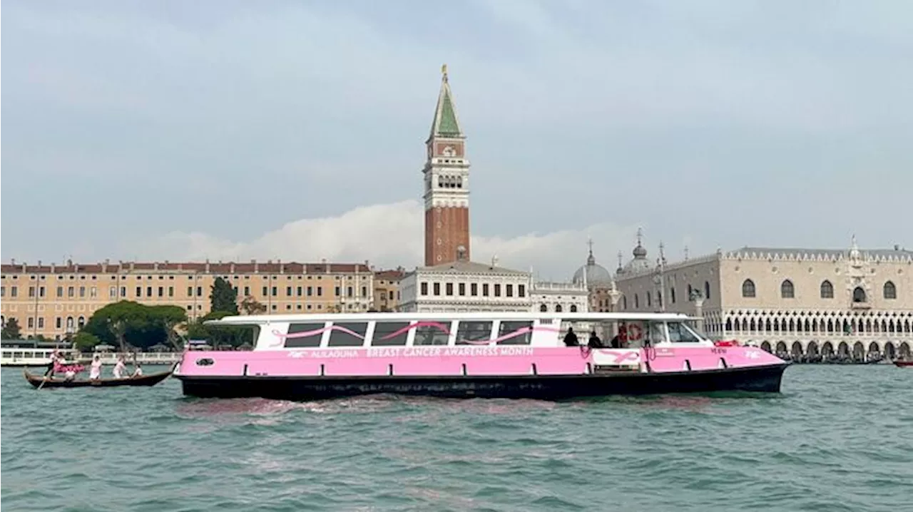 La prevenzione del tumore al seno, dopo il vaporetto rosa arriva il bus rosa