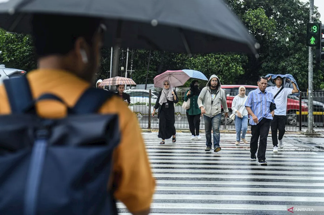 BMKG prakirakan hujan ringan terjadi di Jakarta pada Kamis malam