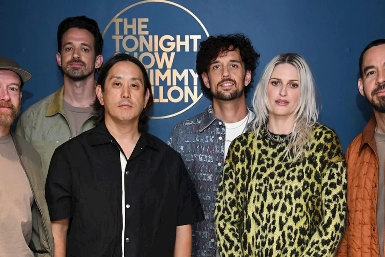 Linkin Park kembali rilis single baru 'Over Each Other'