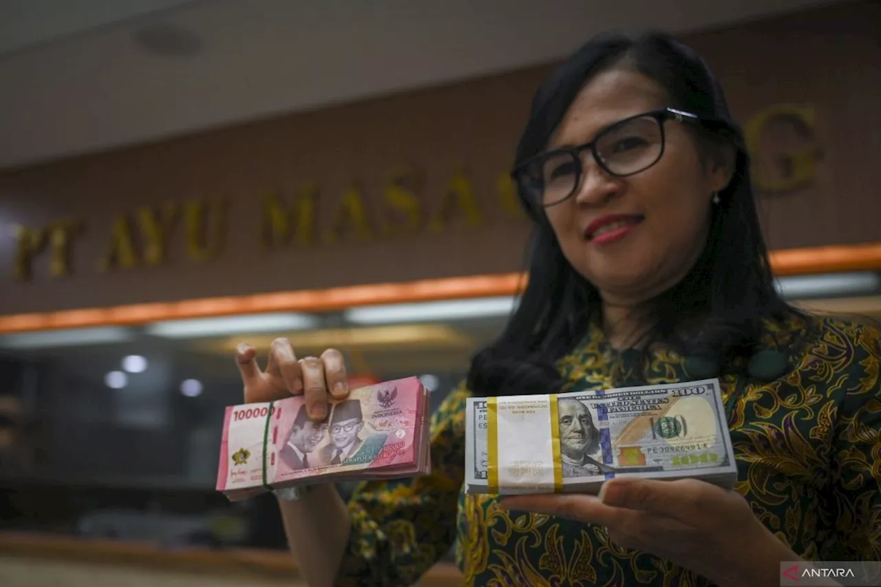 Rupiah merosot di tengah ketegangan geopolitik di Timur Tengah