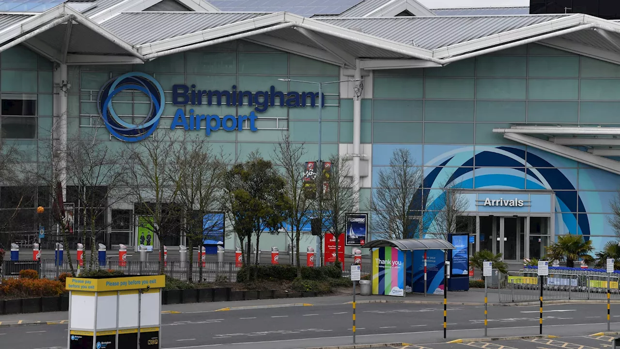 Royaume-Uni: l'aéroport de Birmingham évacué après le signalement d'un 'véhicule suspect'