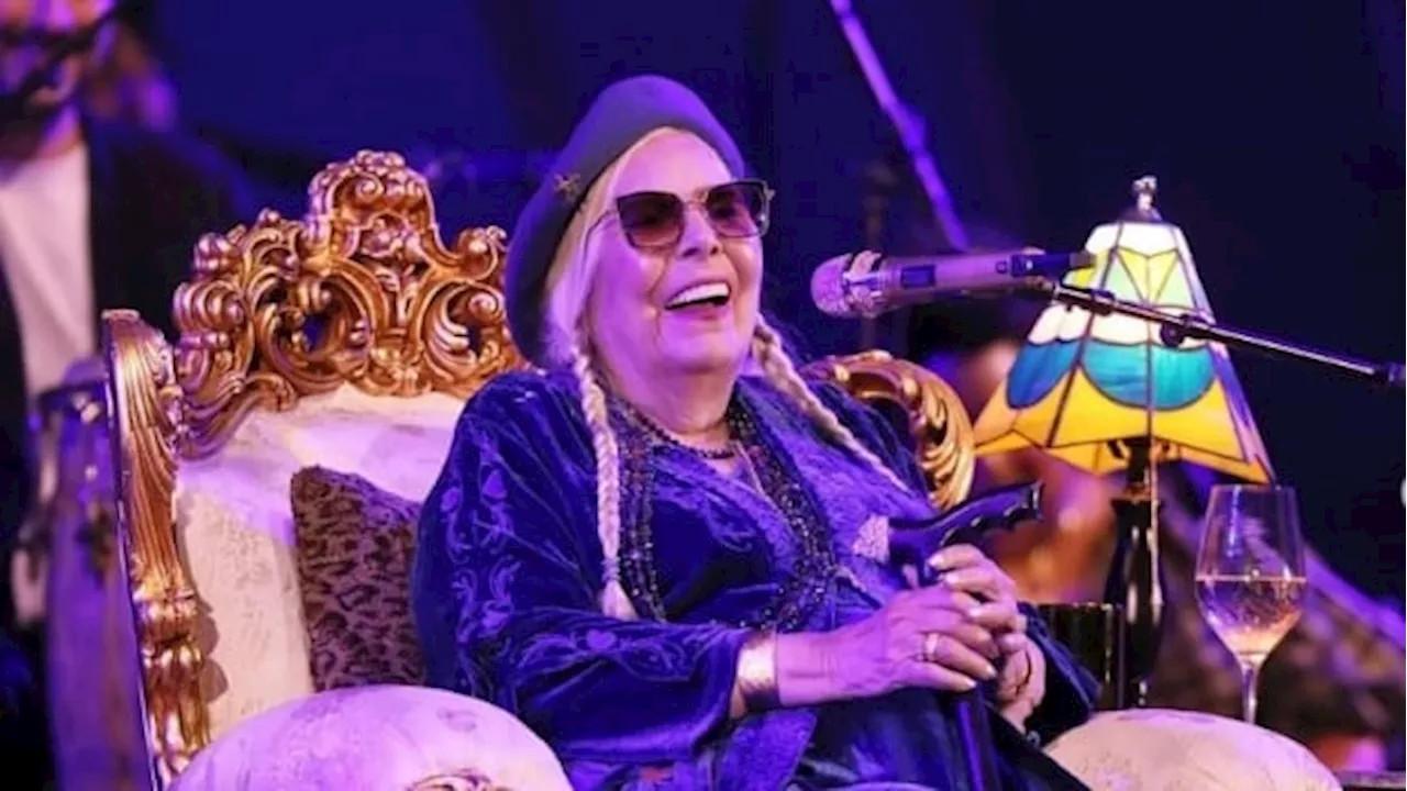 Watch the highlights from Joni Mitchell's heartwarming Hollywood Bowl concert