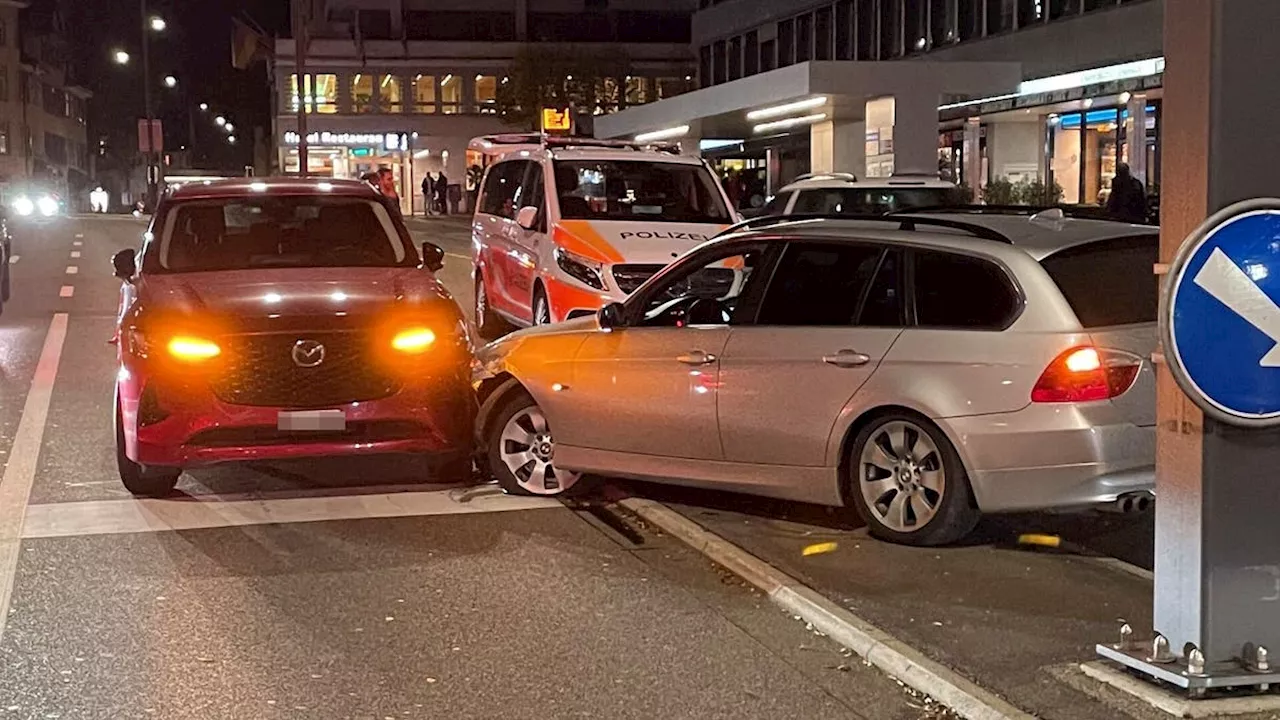 Betrunken am Steuer: Zwei Männer bauen in Baden und Suhr einen Unfall