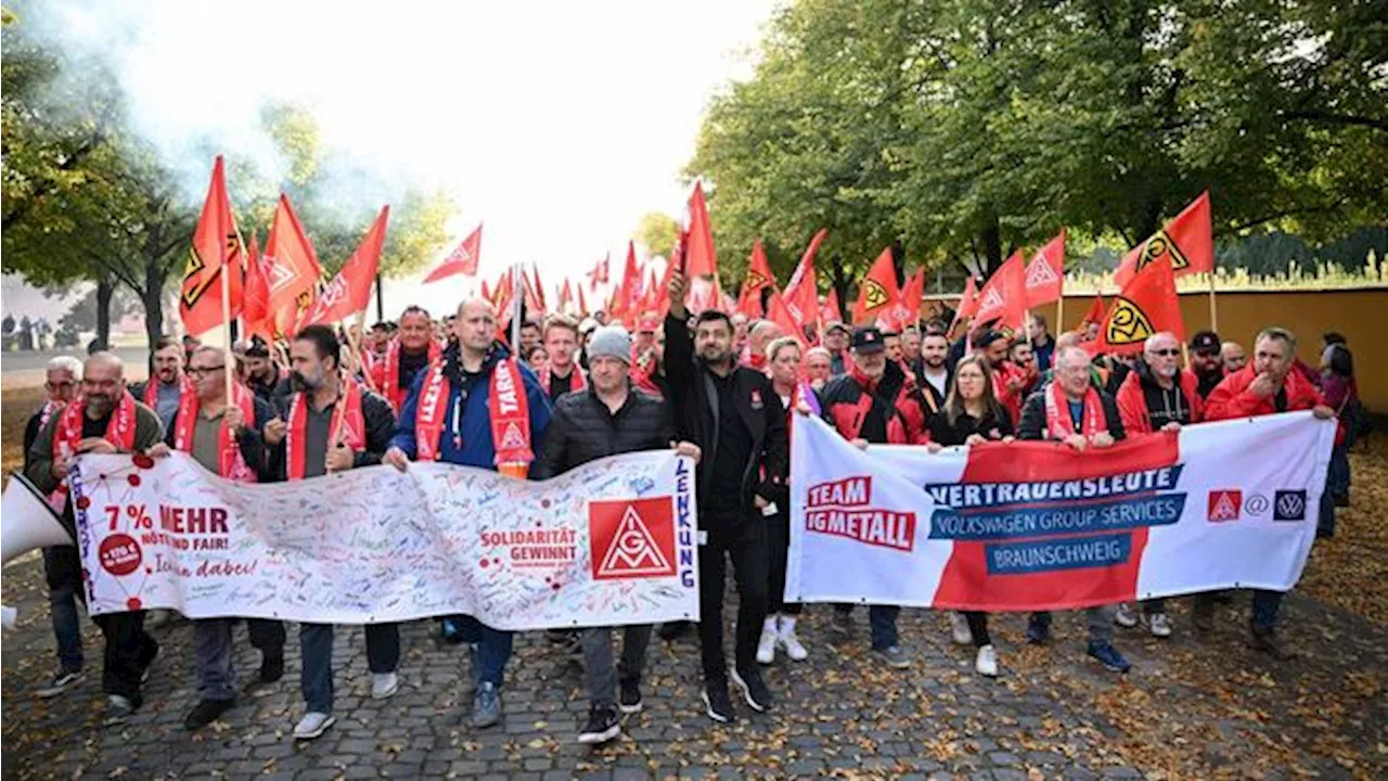 Agenda Hari Ini Kamis 24 Oktober: Demo Buruh - Retreat Kabinet Prabowo