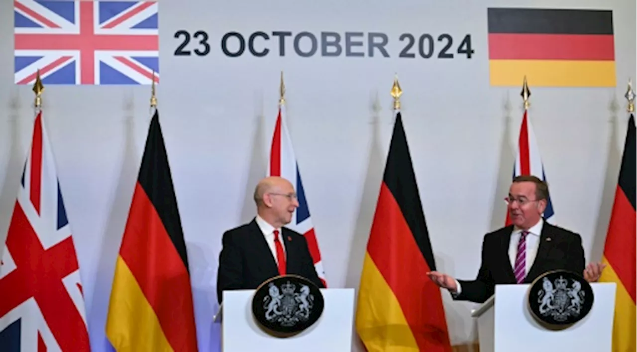 Londres et Berlin signent un accord de défense 'historique' et envoient un message à Poutine