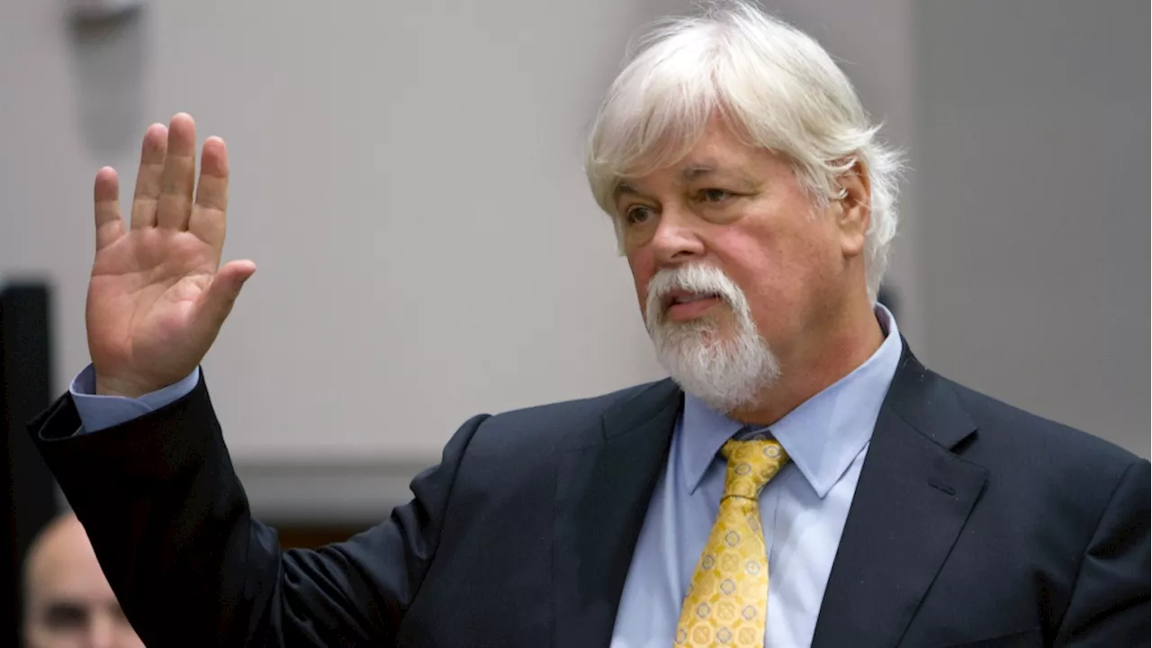 Canadian anti-whaling activist Paul Watson will stay in detention in Greenland