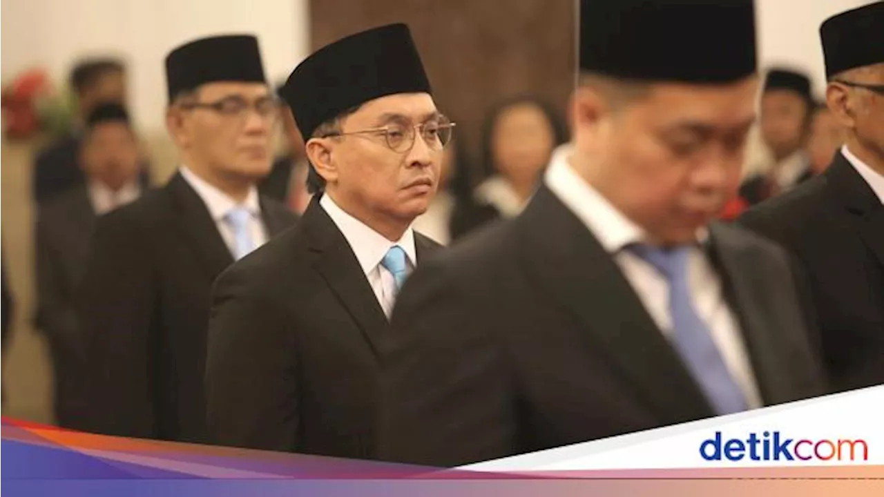 Sejarah Peci, Dipakai untuk Salat Hingga Jadi Simbol Perlawanan Nasional