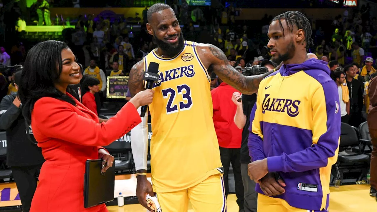 LeBron se emociona após 1º jogo ao lado do filho na NBA: 'Nunca vou esquecer'