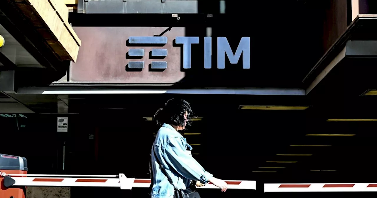 Corruzione tra privati, perquisiti gli uffici dei procuratori di Tim e Ntt Data