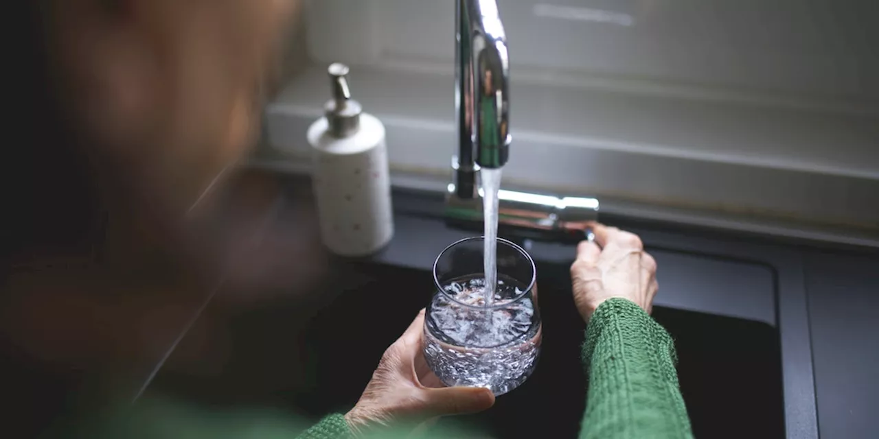 Ausreichend trinken: So viel Wasser am Tag ist wirklich gut für Ihren Körper