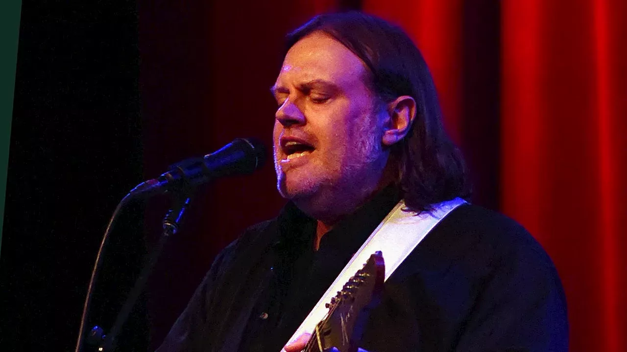 Singer Matthew Sweet Suffers ‘debilitating’ Stroke While On Tour With ...