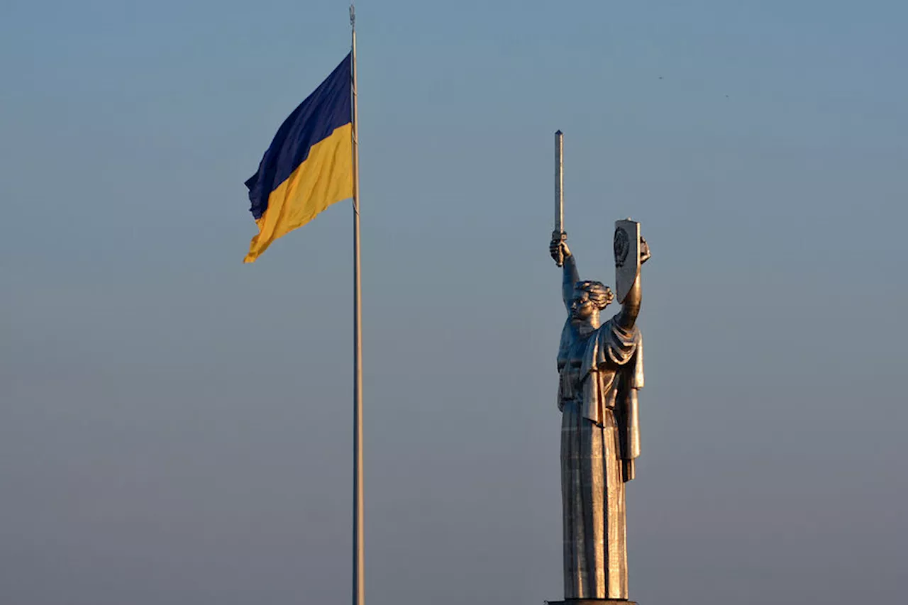 На военном аэродроме на Украине произошли взрывы