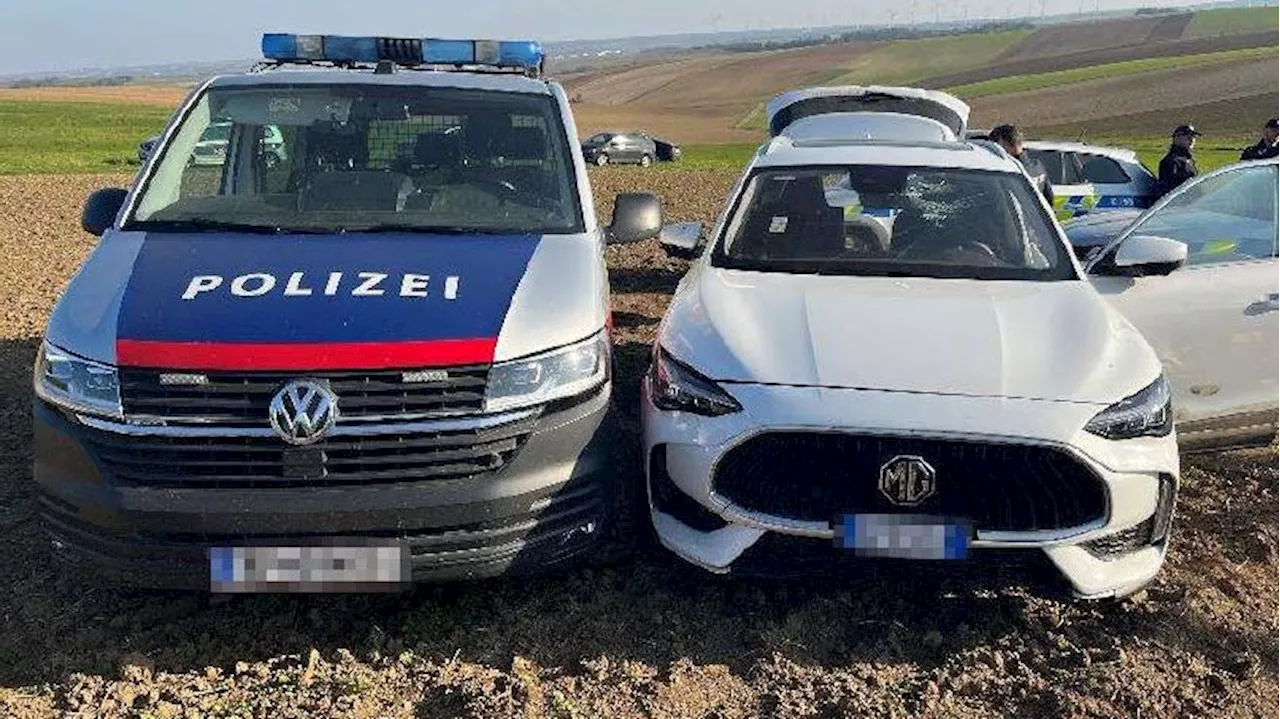 9 Illegale in Pkw gepfercht! Polizei stoppt Schlepper