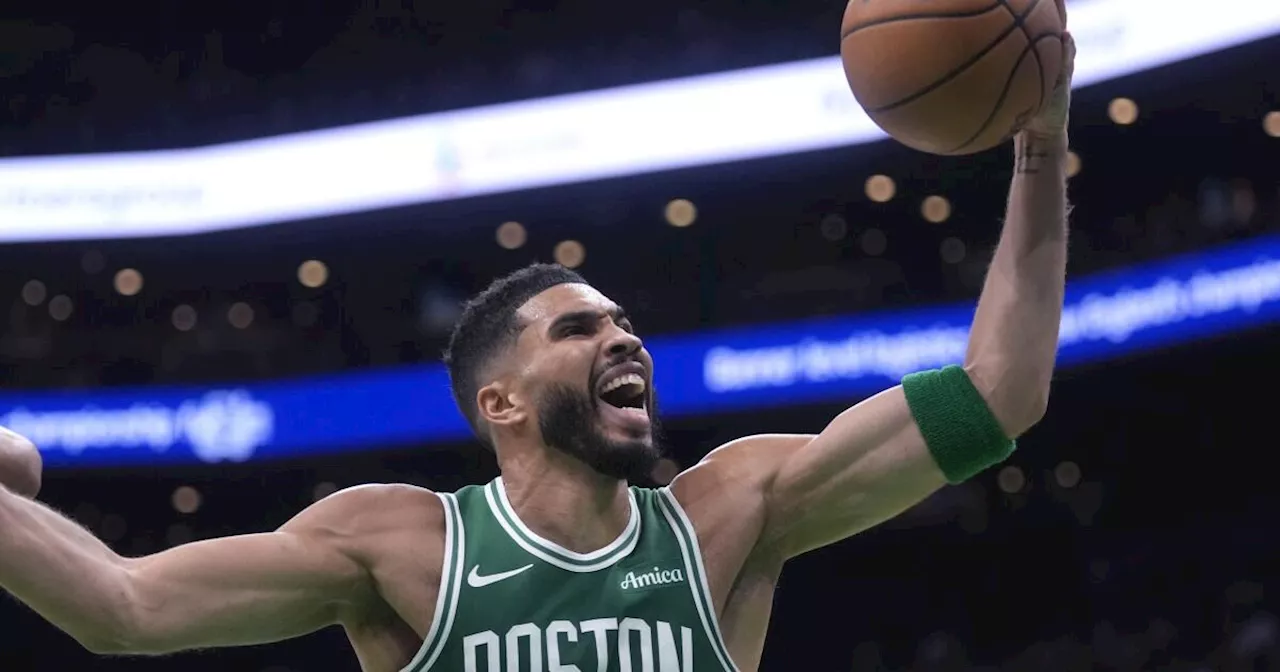 Tatum y Celtics celebran el 18vo banderín al atinar 29 triples y aplastar a Knicks